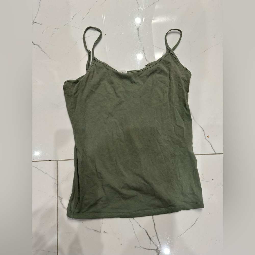 Spaghetti strap forever 21 shirt